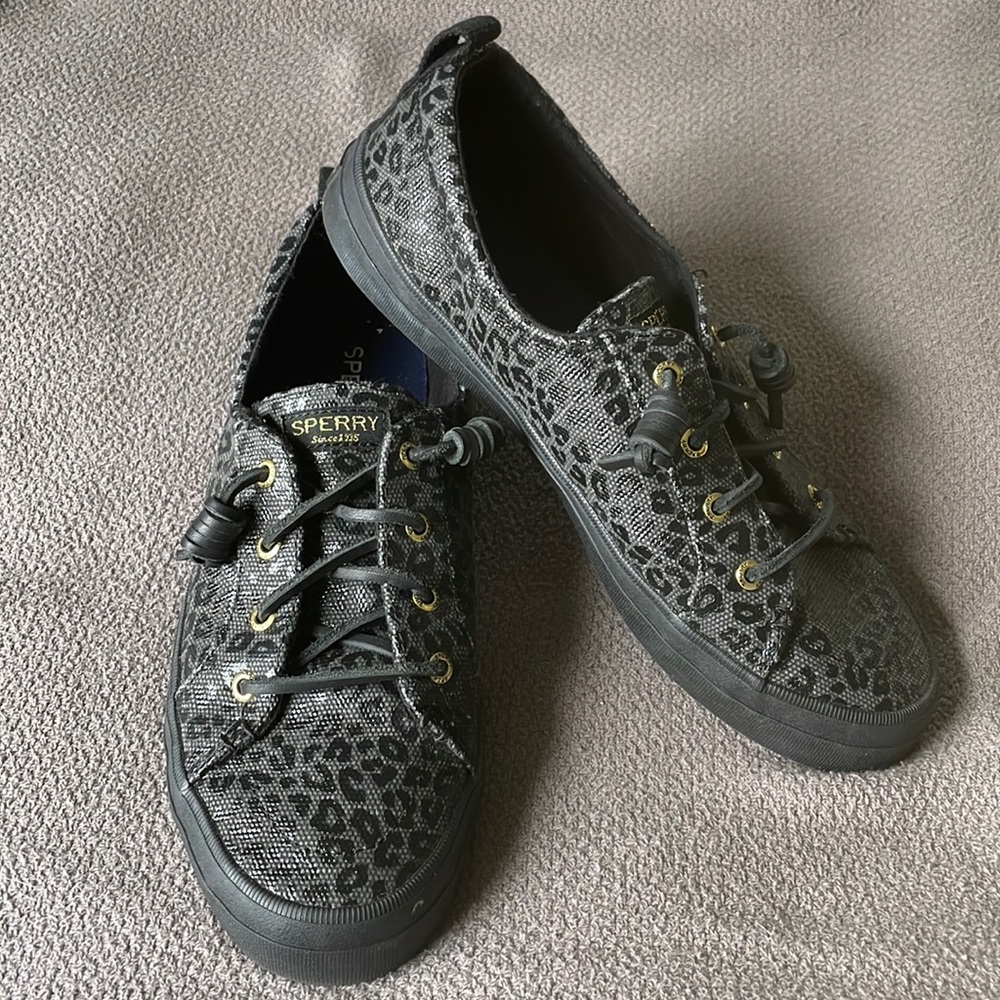 Sperry sneakers size 9.5
